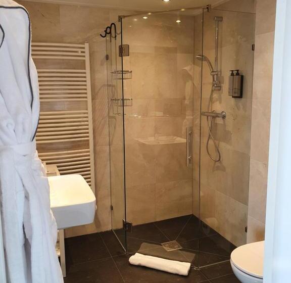 Семейный Номер, Badhotel Bruin