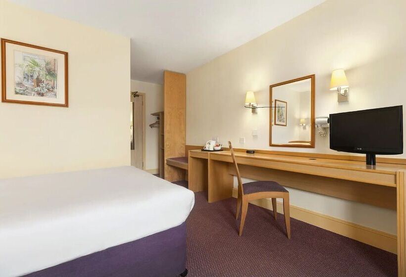 غرفة قياسية لذوى الاحتياجات الخاصة, Days Inn By Wyndham Sevenoaks Clacket Lane