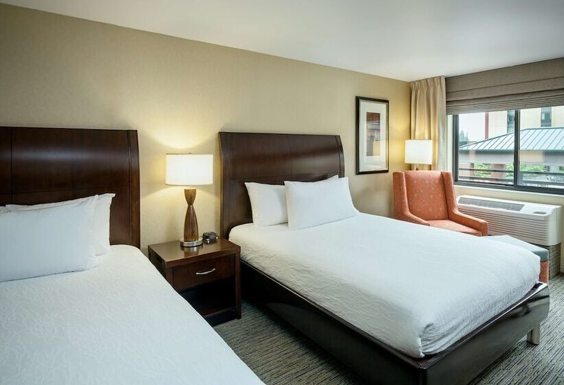 Номер Стандарт, Hilton Garden Inn Seattle  Issaquah