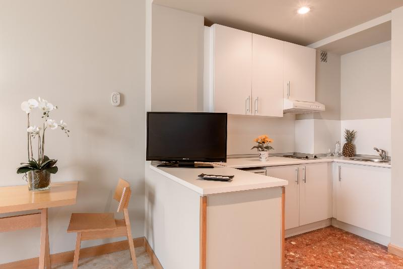 Номер Стандарт Кровать Кинг Адаптированный для Инвалидов, Hilton Garden Inn Seattle  Issaquah