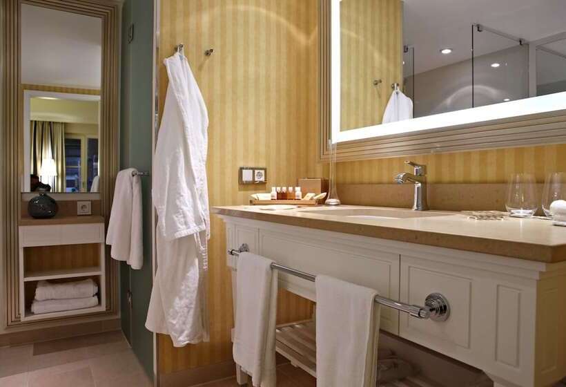 Номер Deluxe, Steigenberger Grandhotel & Spa Heringsdorf