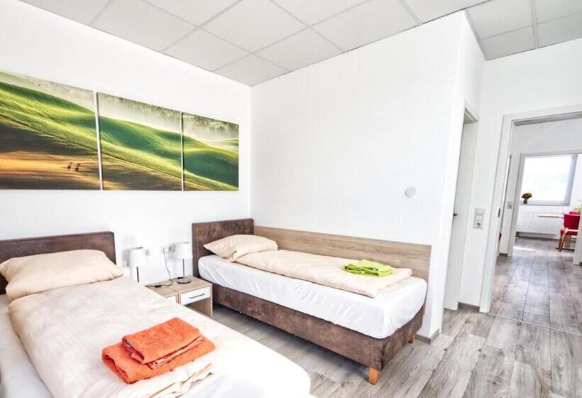 דירת שני חדרים, Apartment Lichtenwald