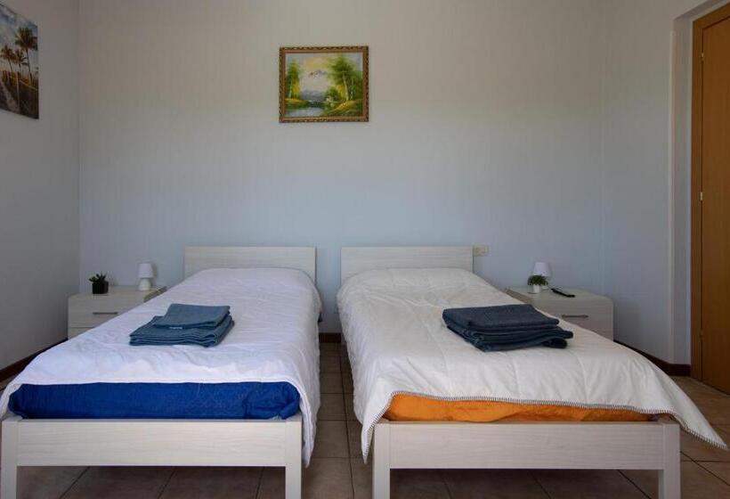 Номер Стандарт Совместная Ванная, Agriturismo Da Laura