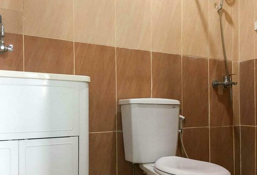 Семейный Номер, Reddoorz @ Citraland Surabaya