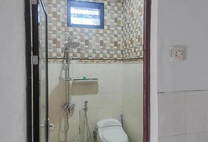 Номер Economy, Villa Kampoeng City Wonosalam Mitra Reddoorz