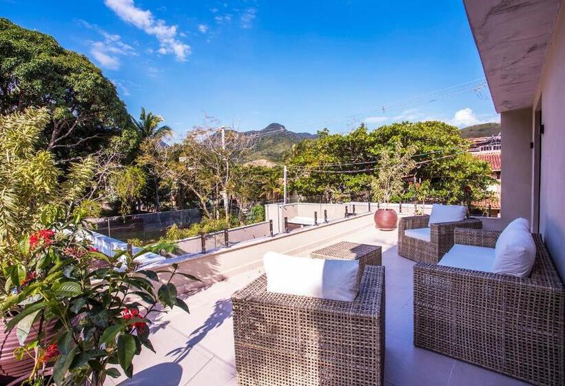 패밀리 아파트, Residencial Marina Del Sol