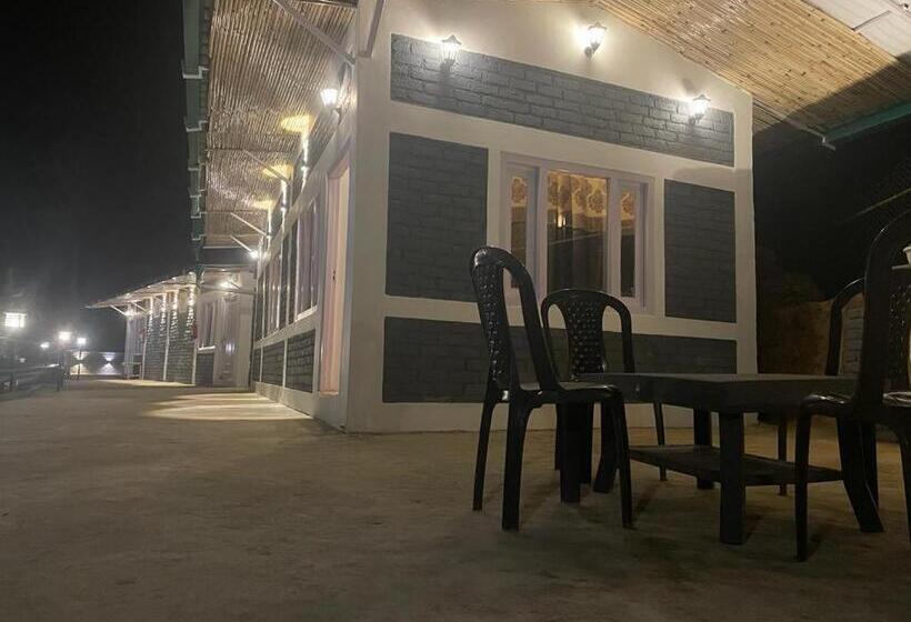 패밀리 룸 산 전망, Orchard Hill Retreat