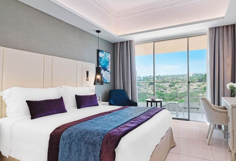 Номер Deluxe с Видом, Amanti, Madefortwo Hotels   Ayia Napa