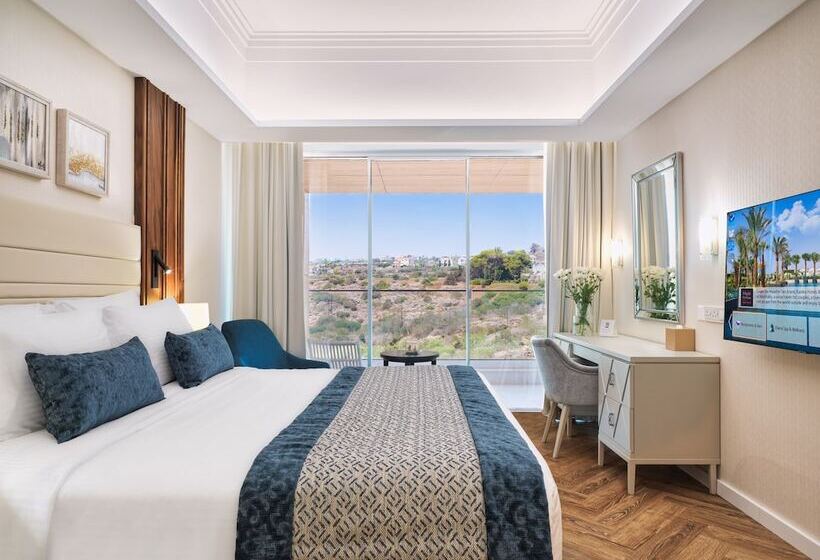 Полулюкс с Видом, Amanti, Madefortwo Hotels   Ayia Napa