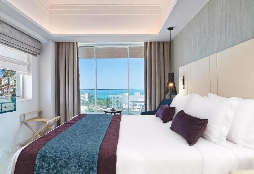 수피리어 전망 룸, Amanti, Madefortwo Hotels   Ayia Napa