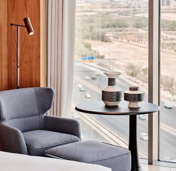 سوئیت کلاب, Grand Hyatt Kuwait