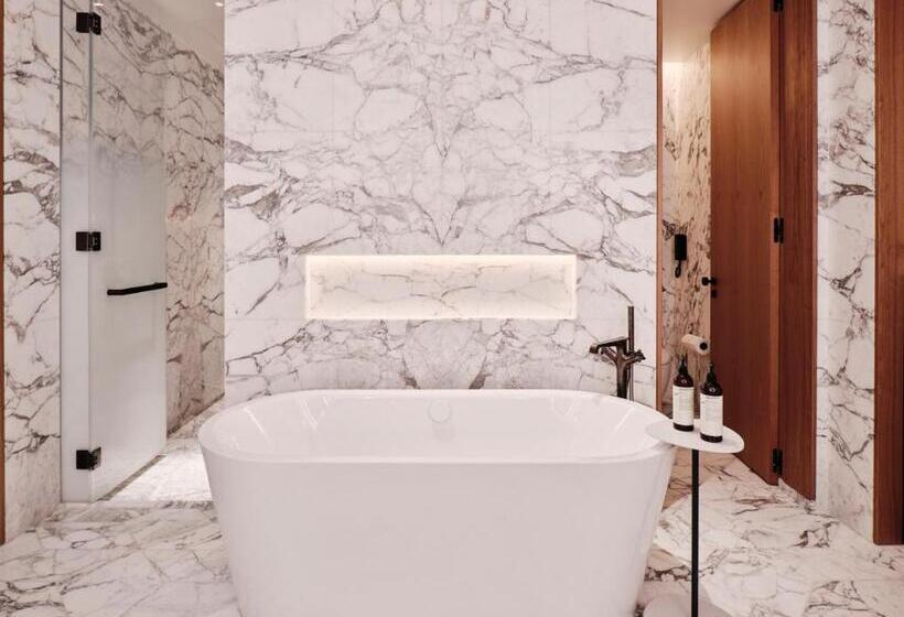 سوییت جونیور, Grand Hyatt Kuwait