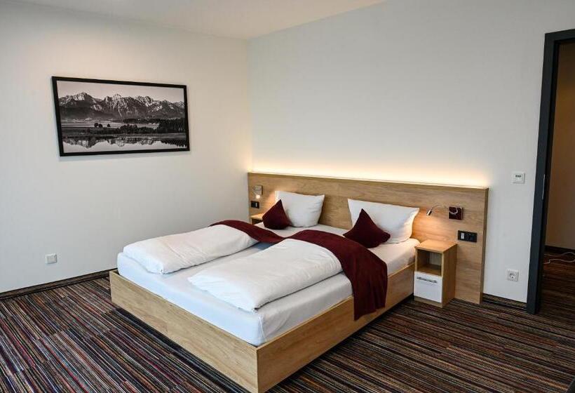 סוויטה עם מרפסת, Soloplan City Resort