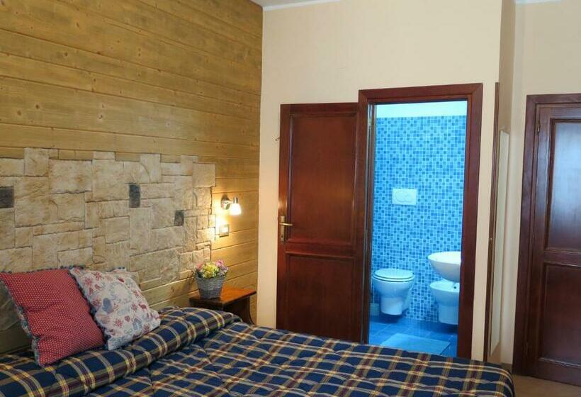اتاق استاندارد سه نفره, Affittacamere Prato Rosso