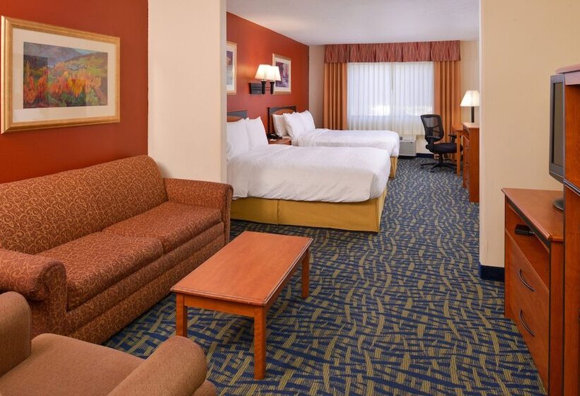 身障者適用スイートルーム, Holiday Inn Express & Suites Alamosa, An Ihg