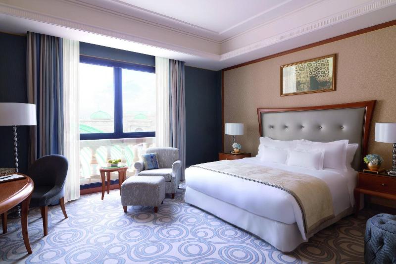 이그제큐티브 룸 킹사이즈 침대, Doubletree By Hilton  Sterling  Dulles Airport