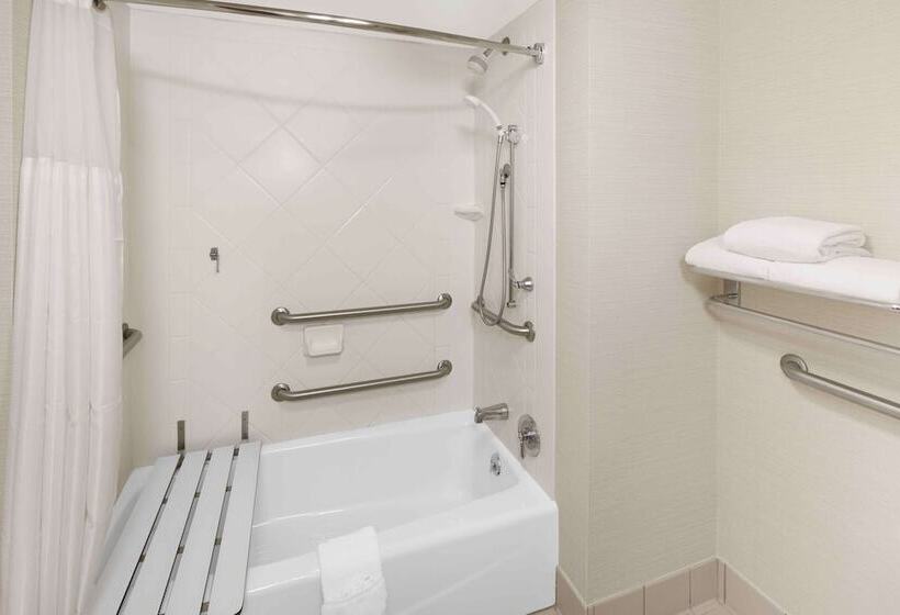 스탠다드 룸, Hilton Garden Inn Jackson/madison