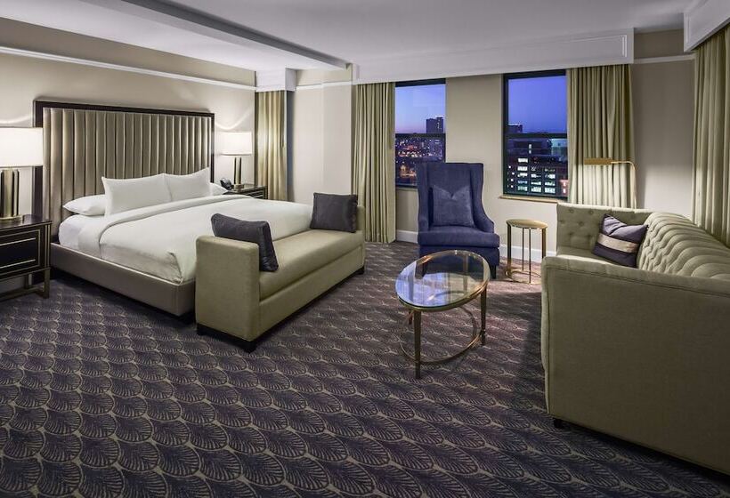 小型套房, Hilton President Kansas City