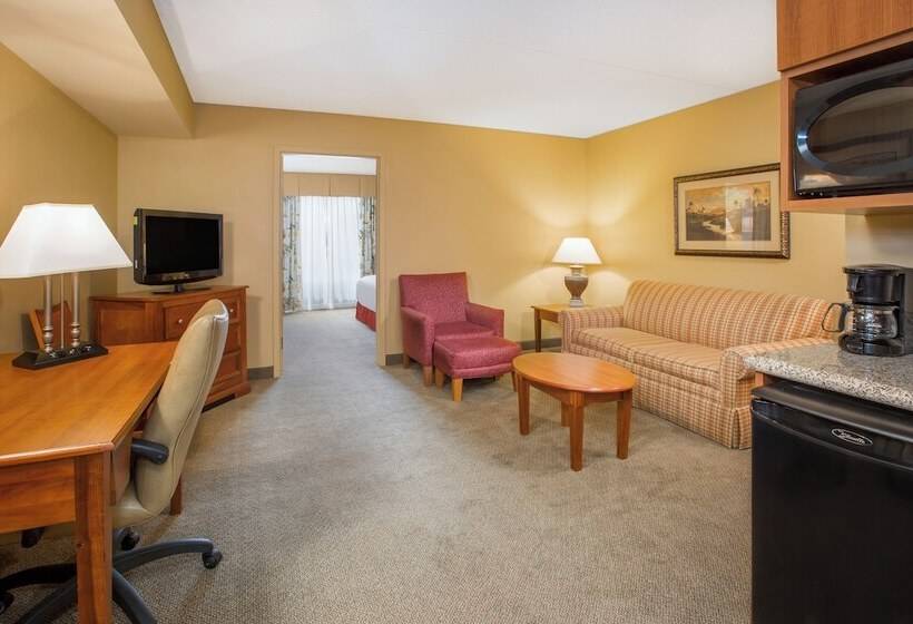 Suite, Holiday Inn Express & Suites Bloomington, An Ihg