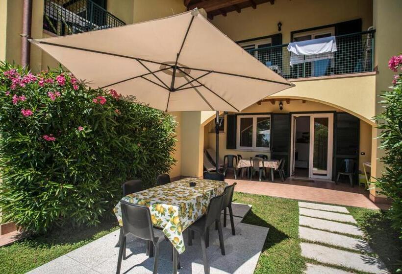 آپارتمان 2 خوابه, Residence Karina