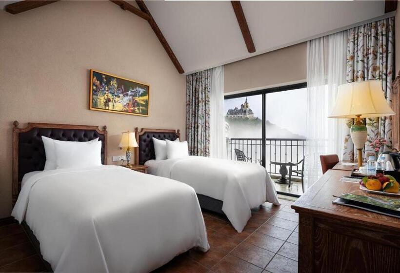 Deluxe Room Mountain View, Venus Hotel Tam đảo