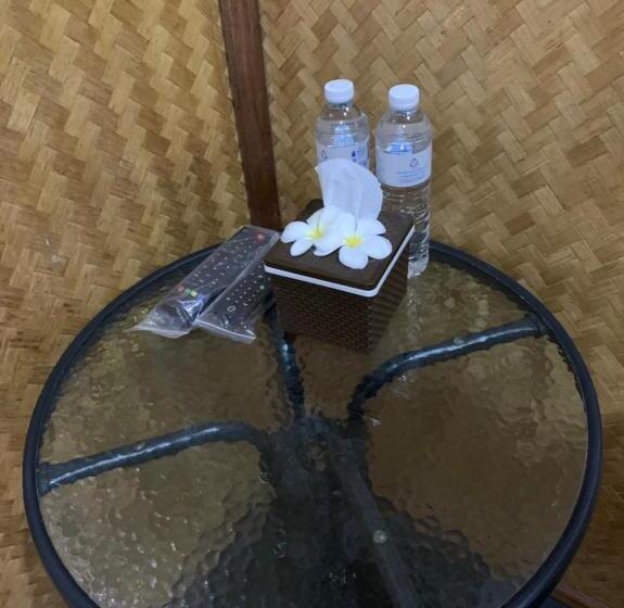 Номер Стандарт, Khaosok Bamboo Huts Resort