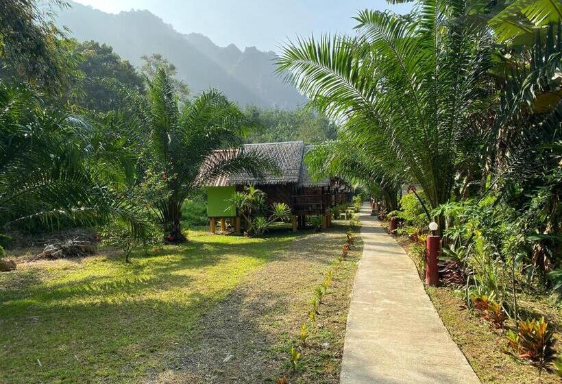 Номер Стандарт, Khaosok Bamboo Huts Resort