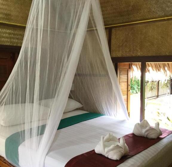 Номер Стандарт, Khaosok Bamboo Huts Resort