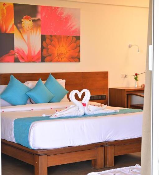 标准间带游泳池, Aadisaktthi Leisure Resort, Kovalam