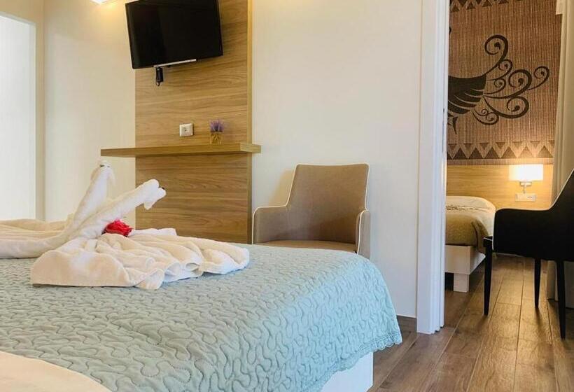 Семейный Номер, Relais Del Borgo  Domo