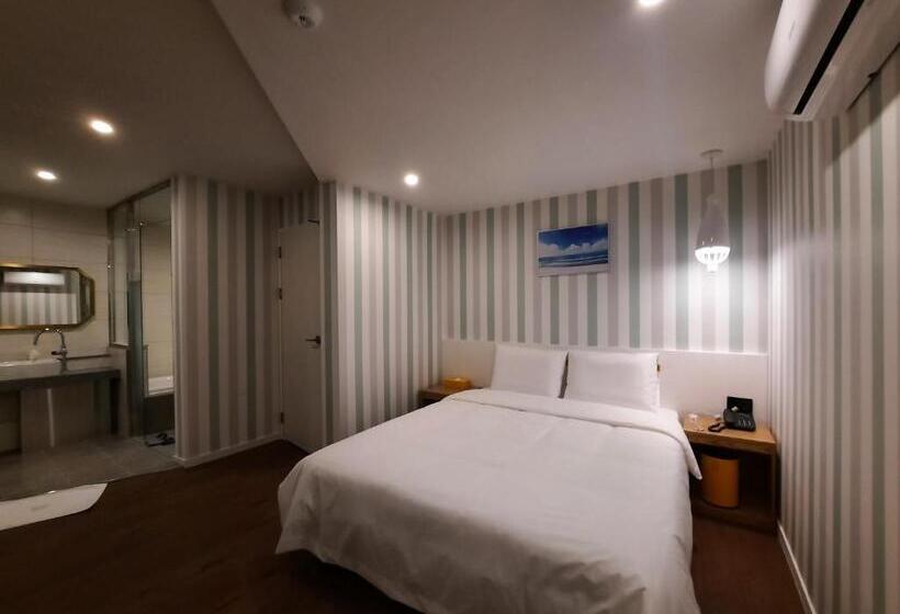 Номер Deluxe, Rein Hotel Busan Yeonsan