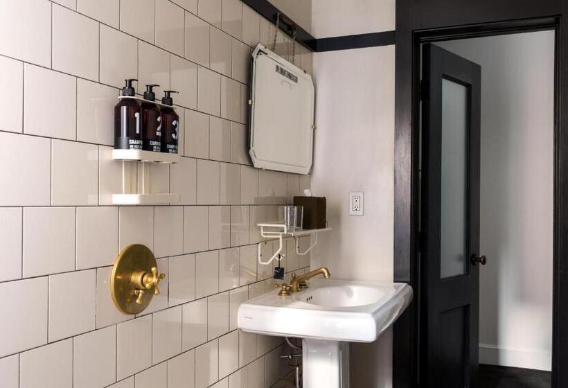 اتاق استاندارد با تخت بزرگ, Ace Hotel New York