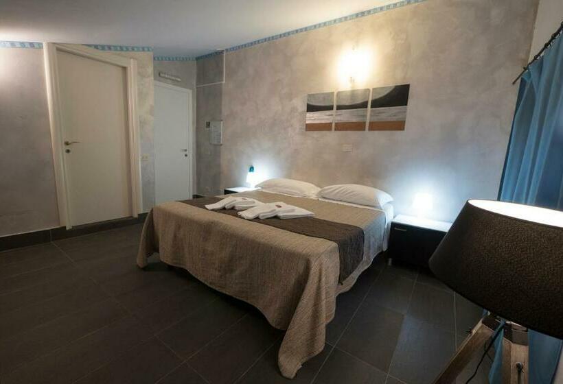 Номер Стандарт Трехместный, Albergo Serena