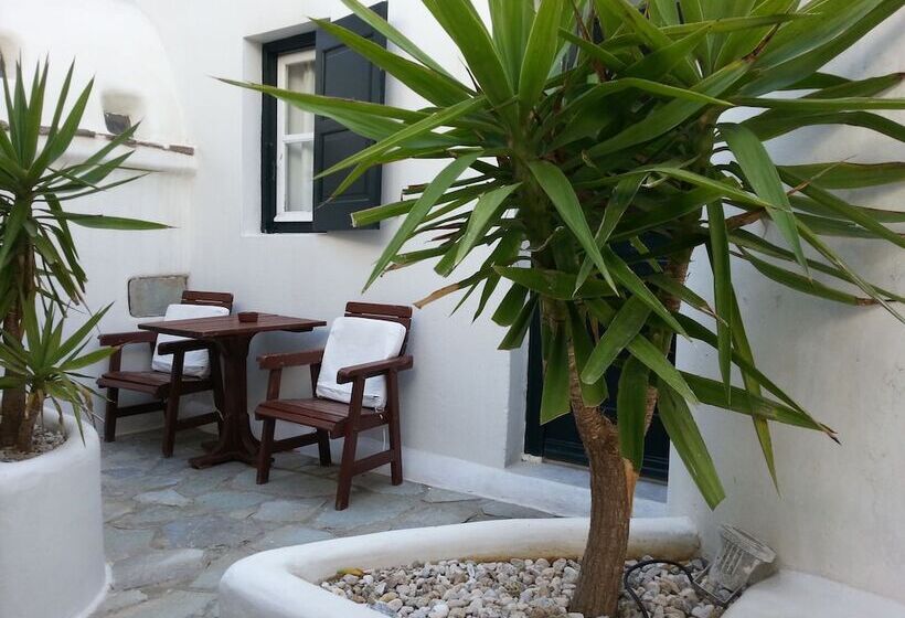 סטודיו סטנדרטי נוף לגינה, Studios & Suites Rania
