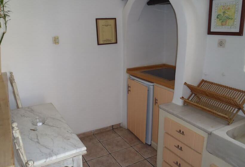 סטודיו סטנדרטי נוף לים, Studios & Suites Rania