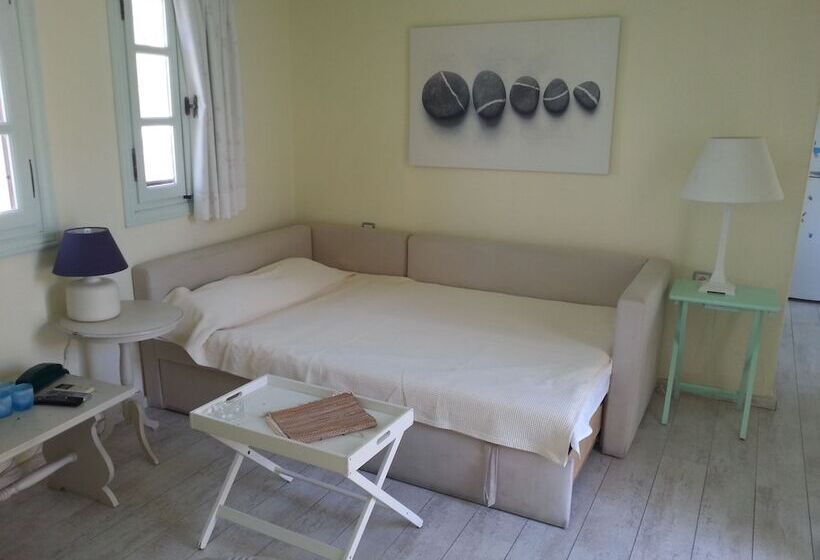 דירת חדר, Studios & Suites Rania