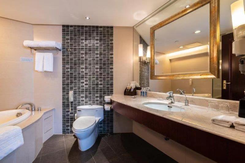 סוויטת 2 חדרי שינה, Golden Ocean Hotel Tianjin