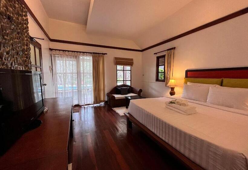 1 Bedroom House, Green Papaya Beach Resort, Koh Phangan