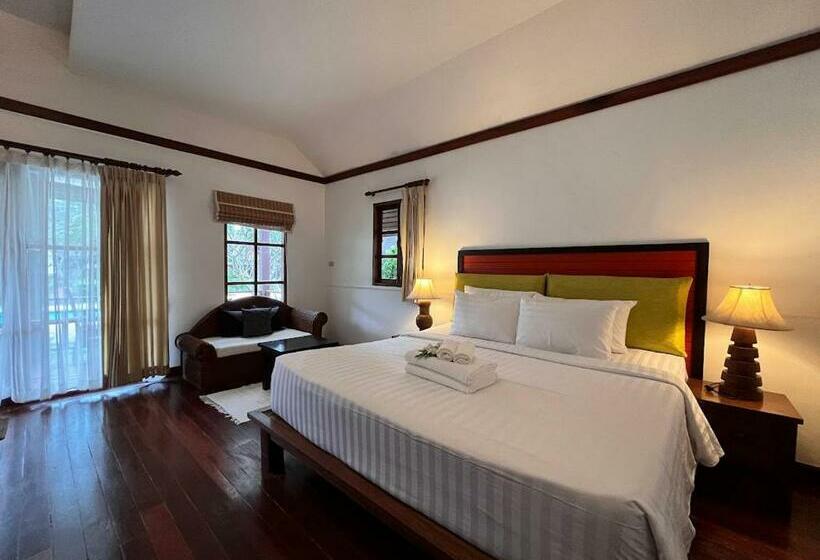 1 Bedroom House, Green Papaya Beach Resort, Koh Phangan