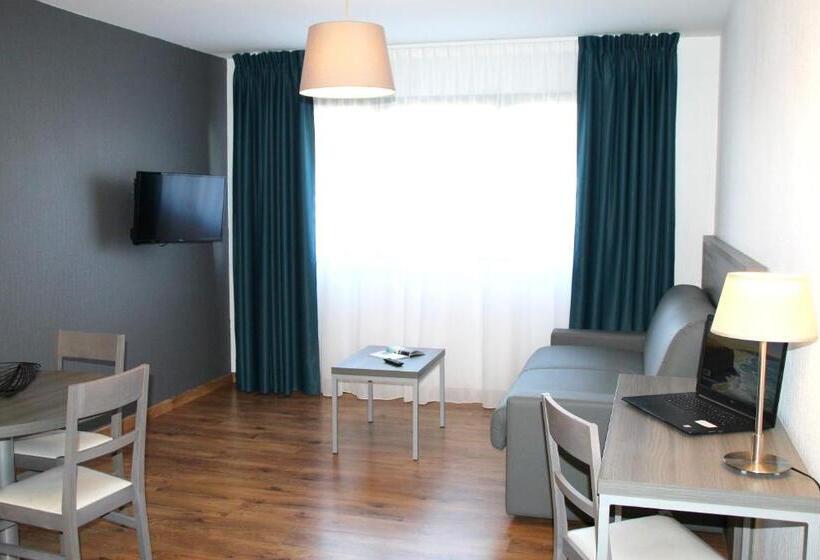 Апартаменты 1 Спальня, Zenitude Hôtel Résidences Nantes Métropole