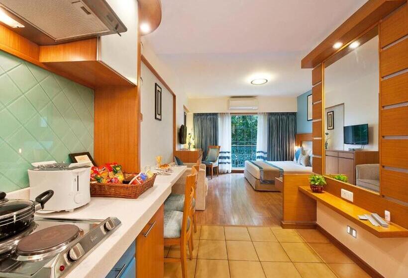 Студия Стандарт, Grand Residency Hotel & Serviced Apartments