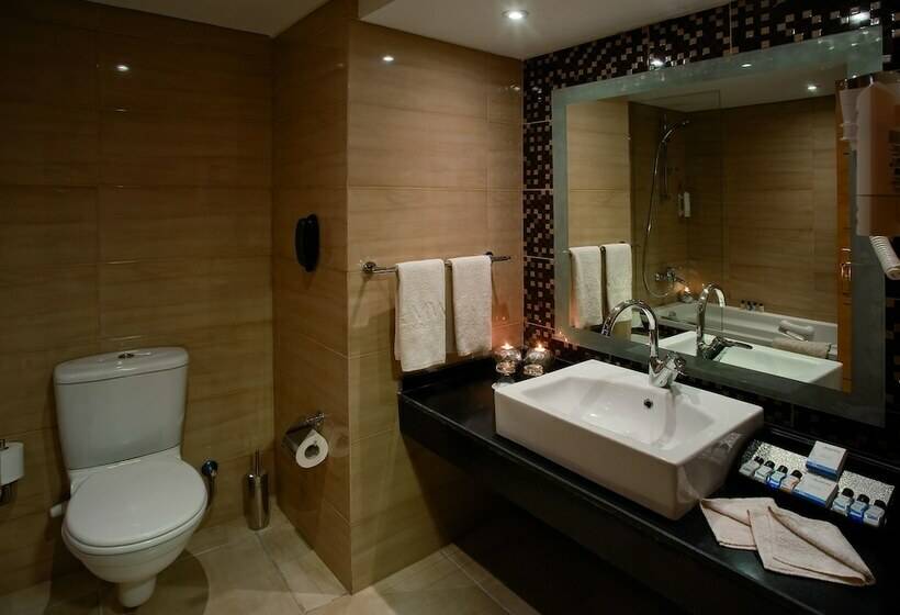 اتاق استاندارد با چشم‌انداز دریا, Amwaj Beach Club Abu Soma