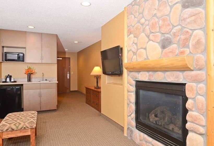 Хижина, Best Western Plus Kelly Inn & Suites