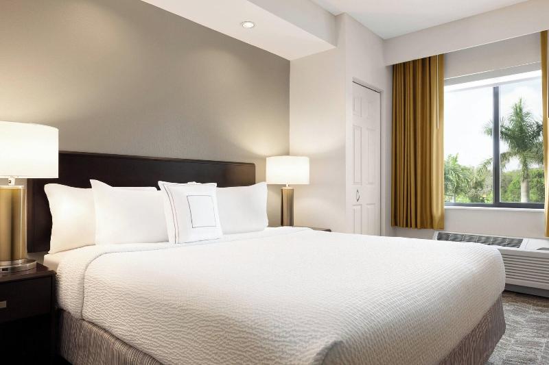 キングサイドベッドのスタンダードワンルーム, Springhill Suites By Marriott West Palm Beach I 95