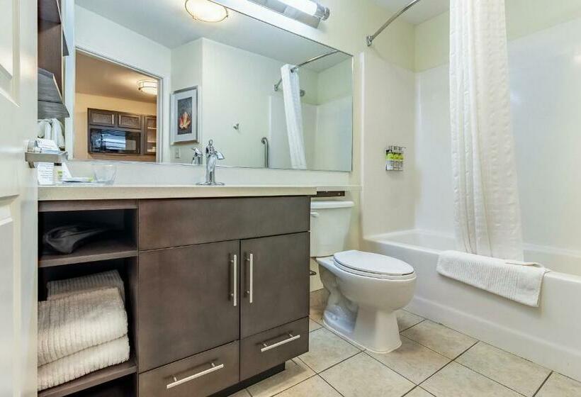 Студио Стандарт Кровать Кинг, Candlewood Suites Lincoln, An Ihg