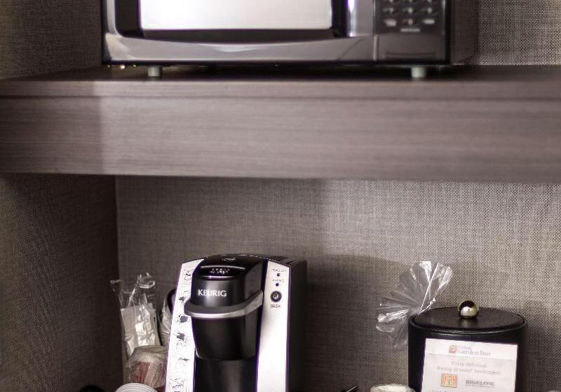 Номер Стандарт, Hilton Garden Inn Fairfield