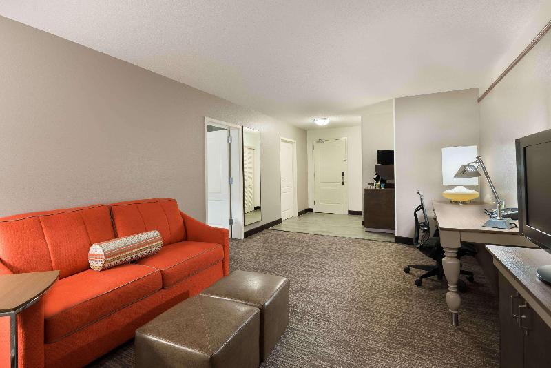 Люкс Кровать Кинг, Hilton Garden Inn Wilmington Mayfaire Town Center