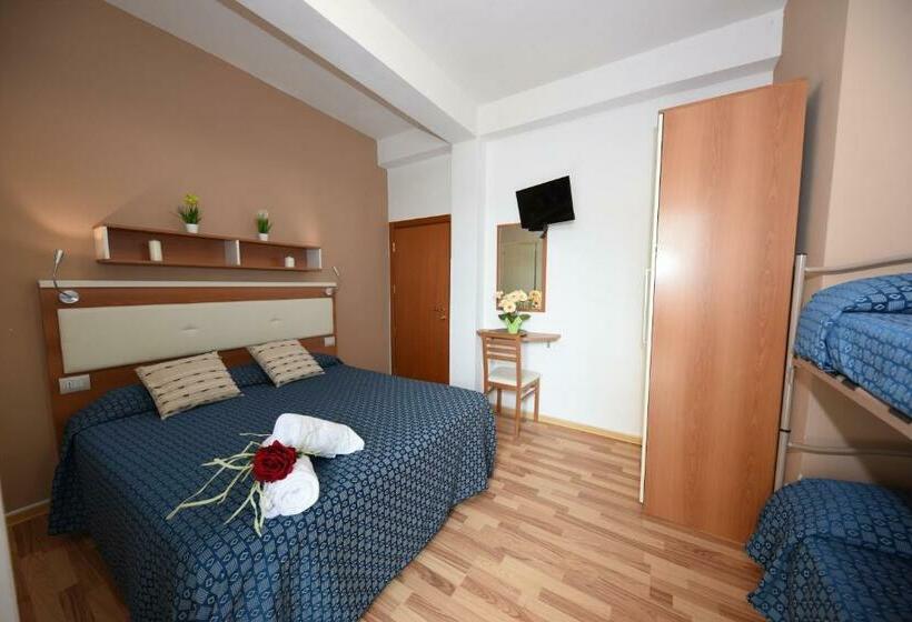 Семейный Номер Вид на Море, Miramare Inn