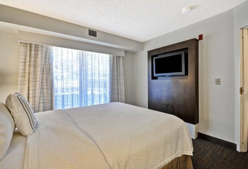 带2个卧室的套房, Residence Inn By Marriott Jacksonville Airport