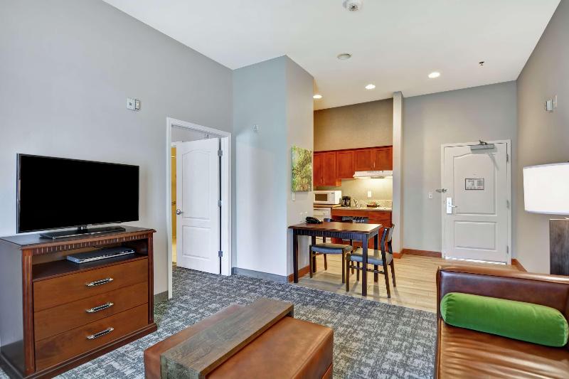 سوئیت 2 خوابه, Homewood Suites Reno